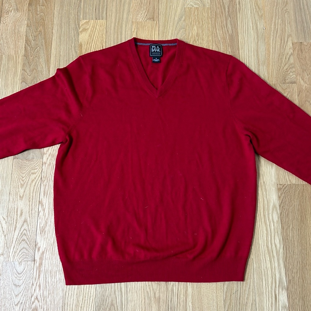 Jos A Bank  XL red  Traveler Collection Merino Wool V-Neck Sweater